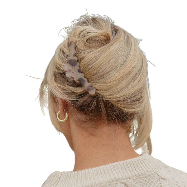 Kaxi Scalloped Midi Hold Everything Claw Clip