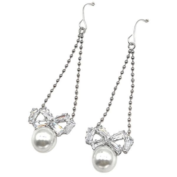 Pearls & Bows Dangle Earrings