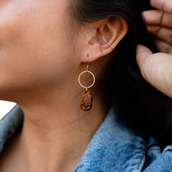 Tortoise Oval Drop Earrings