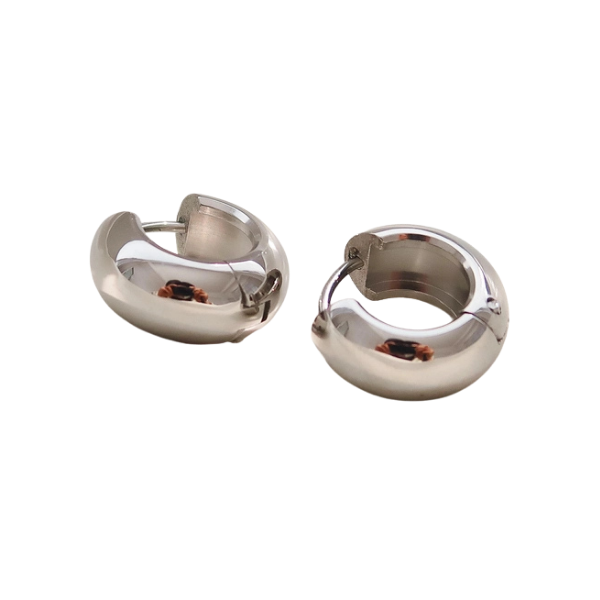 Blandine 18K Non-Tarnish Small Classic Hoop Earring
