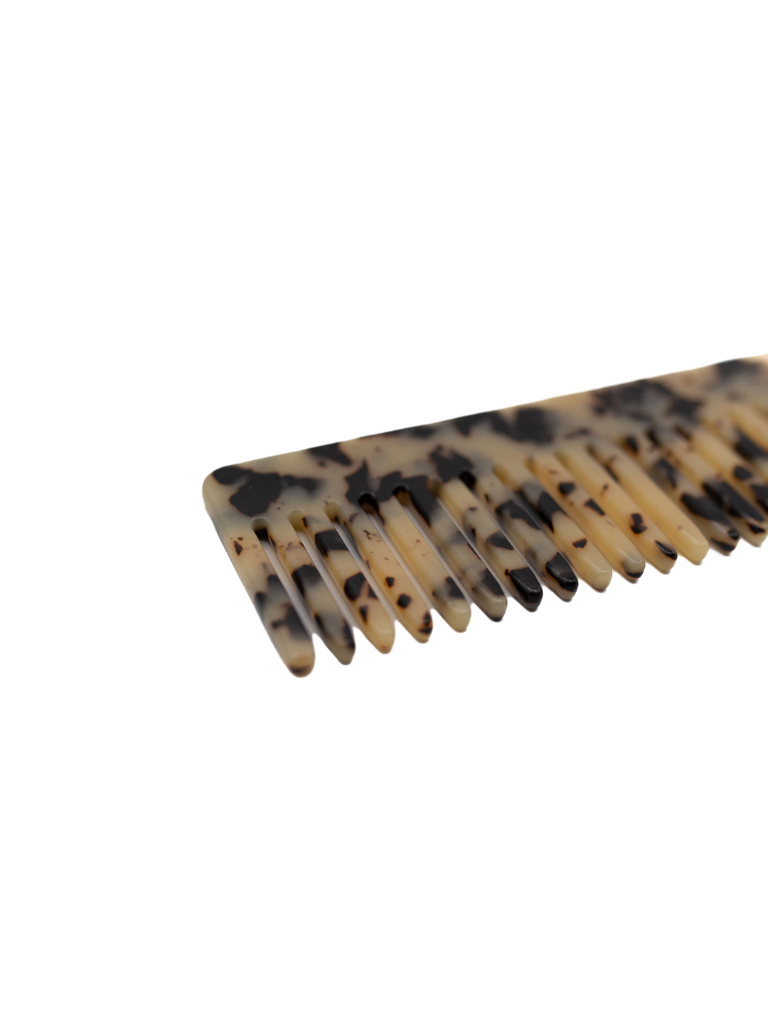 Blonde Tortoise Hair Comb